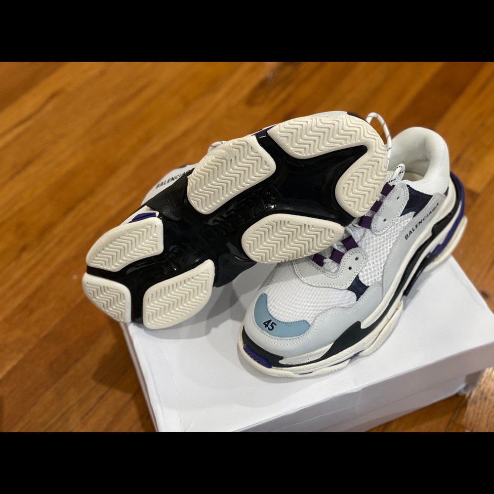 Balenciaga Triple S